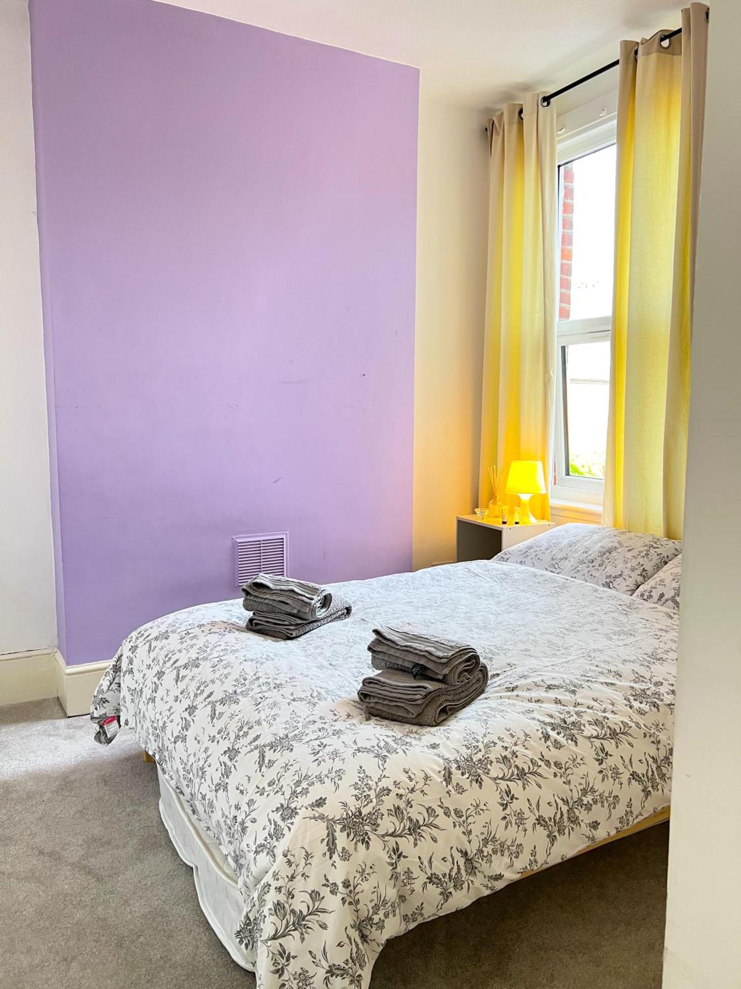 Welcome 2 Bedrooms Flat In Wimbledon ロンドン エクステリア 写真