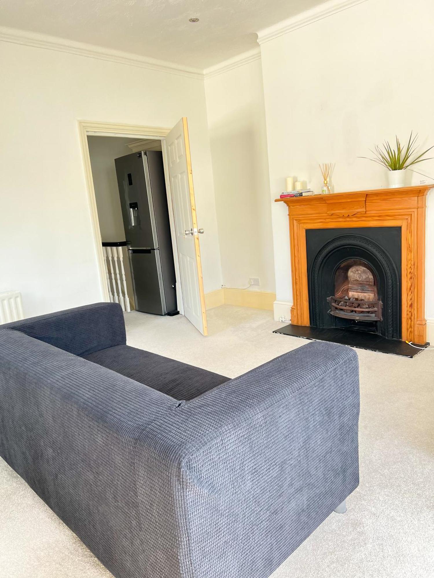 Welcome 2 Bedrooms Flat In Wimbledon ロンドン エクステリア 写真