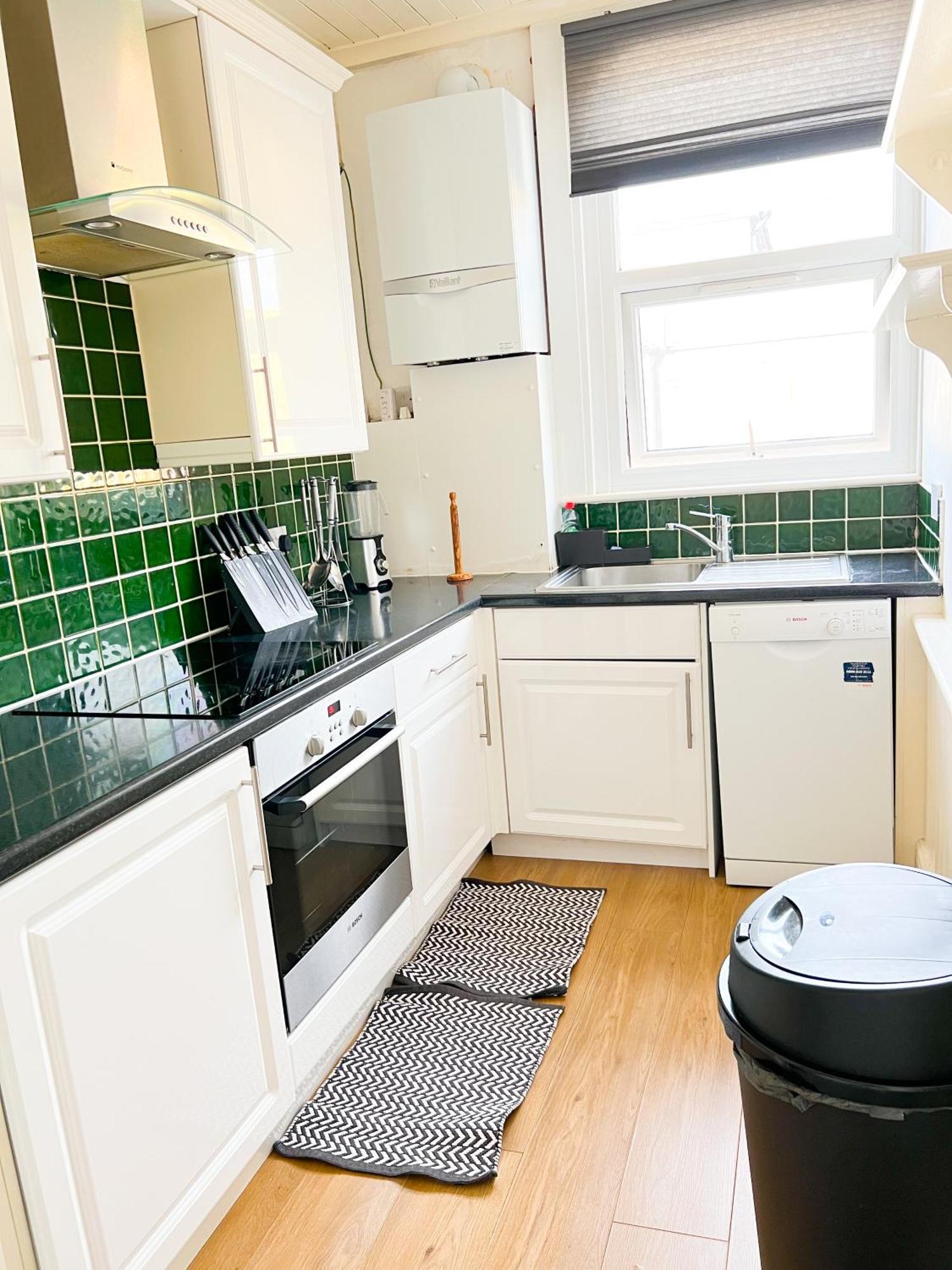 Welcome 2 Bedrooms Flat In Wimbledon ロンドン エクステリア 写真